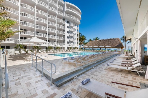 Beachcomber Resort & Club image 10
