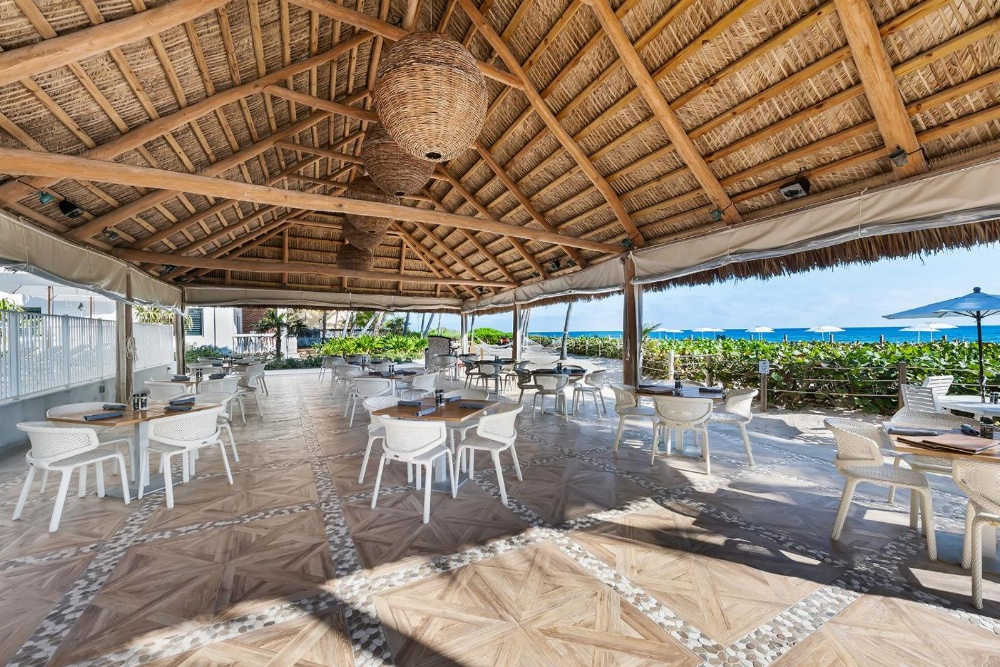 Beachcomber Resort & Club Main image