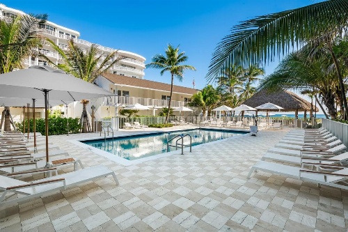 Beachcomber Resort & Club image 5